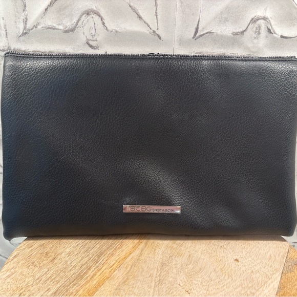 BCBGeneration Textured Beaded Black Clutch Y2K 2000s - Picture 3 of 8